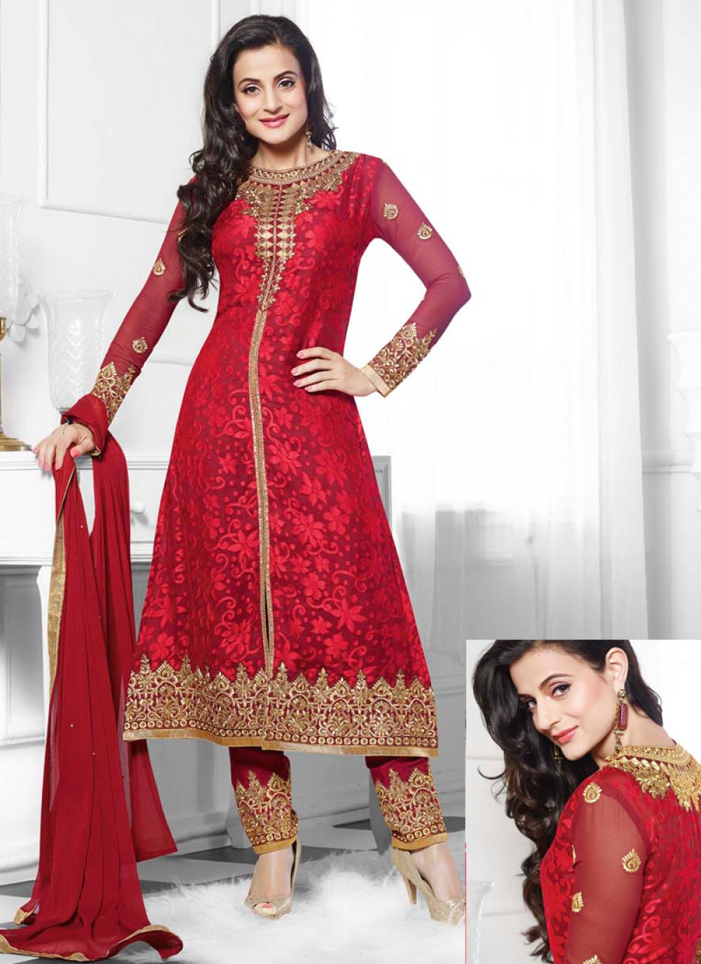 Ameesha Patel Red Zari Work Churidar Suit
