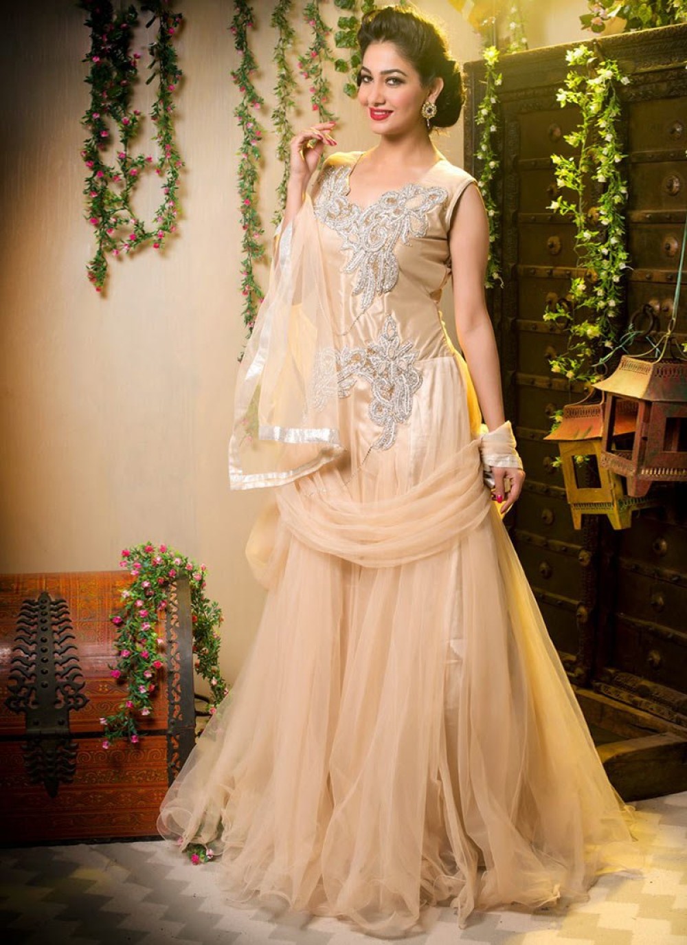 OffWhite Wedding Wear Lehenga Choli Dress Thread Work Lengha Chunri Sequins  Work | eBay
