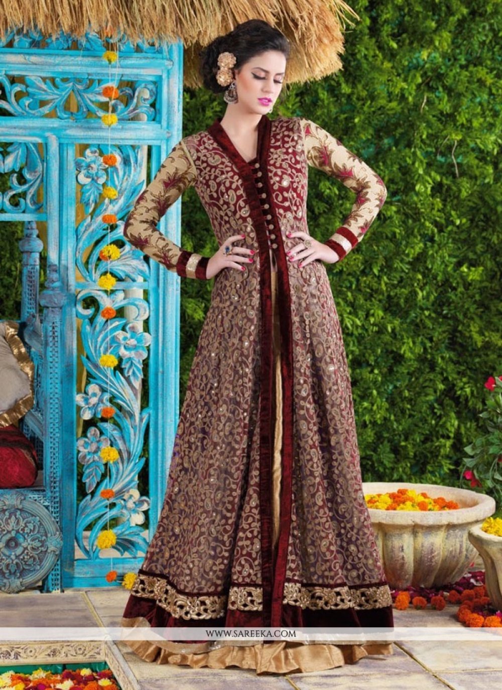 What is the difference between an Anarkali suit and a Lehenga? - Quora
