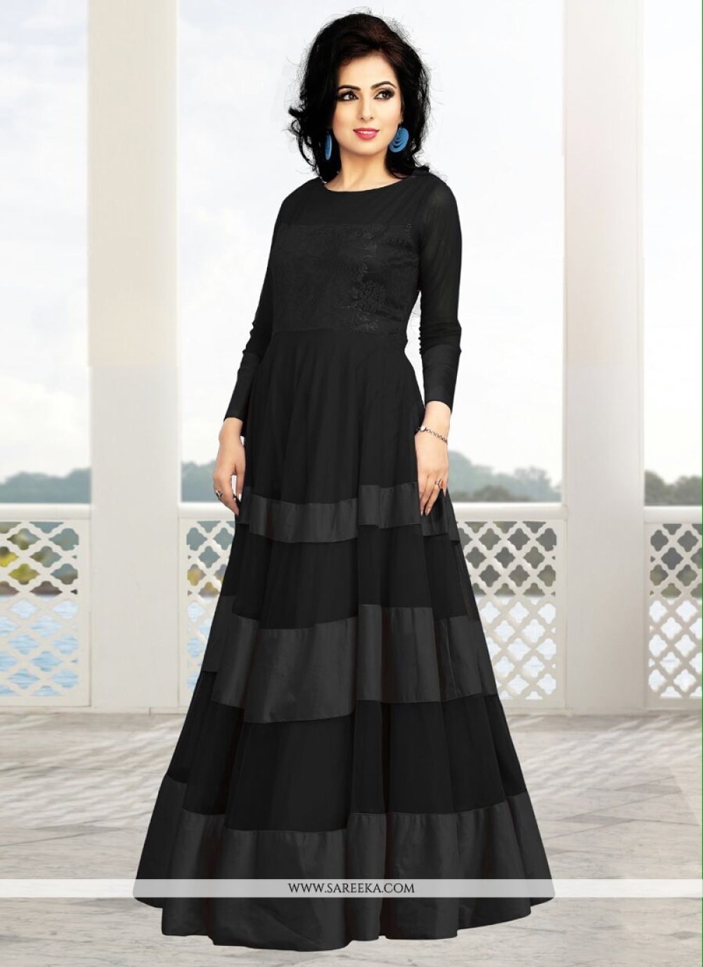 Fabulose Black Soft Net And Satin Gown