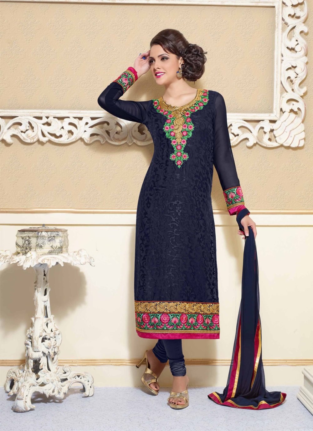 Jacquard Silk Party Wear Churidar Salwar Kameez at Rs 550/piece in Surat