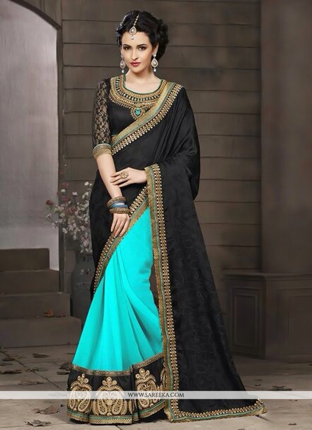 Designer peacock blue saree with Kalamkari Pallu and golden embellishm –  Sujatra