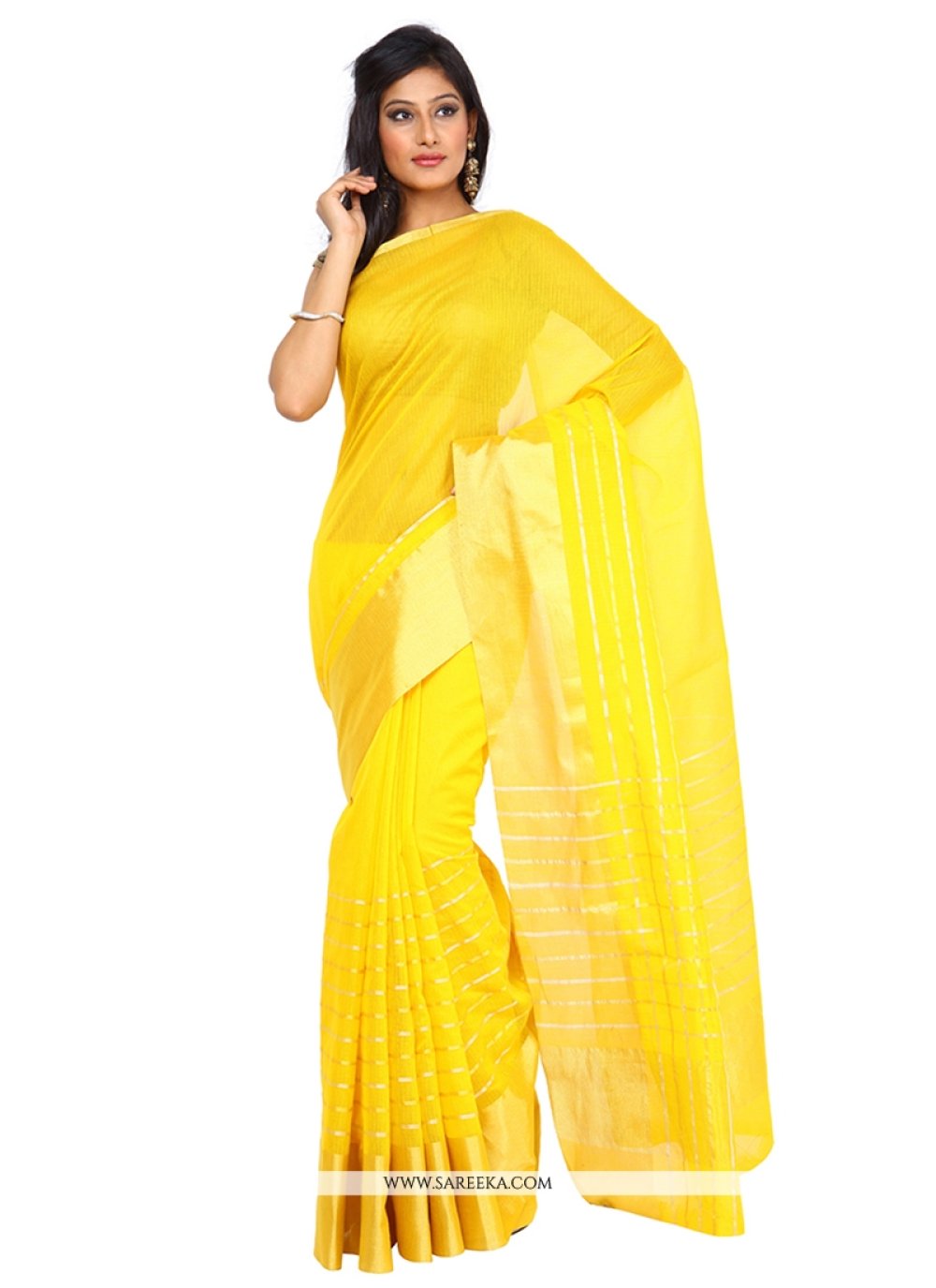yellow saree styling