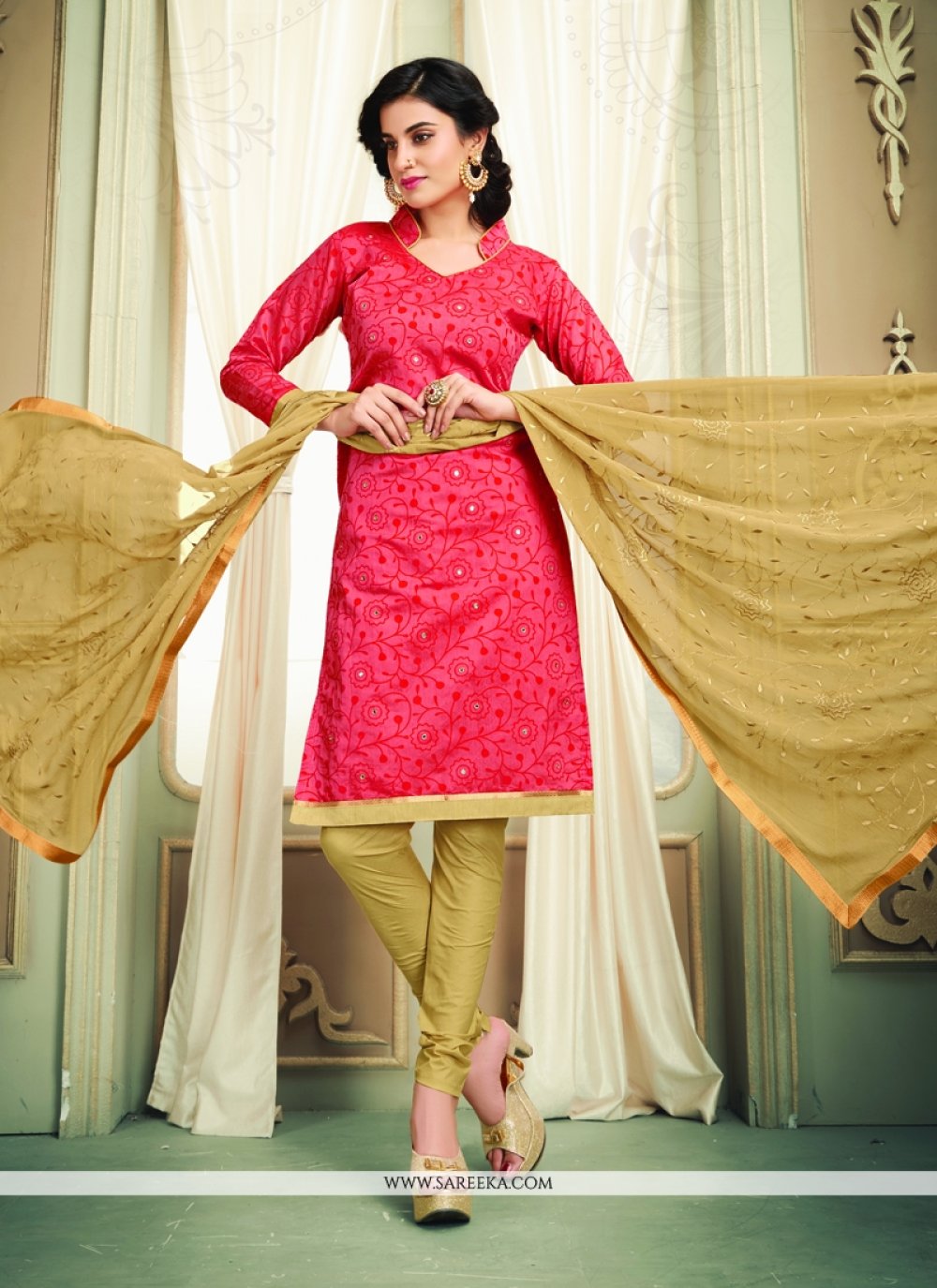 Buy Aarshi Fashions Red Cotton Kurta with Cotton Black Churidar