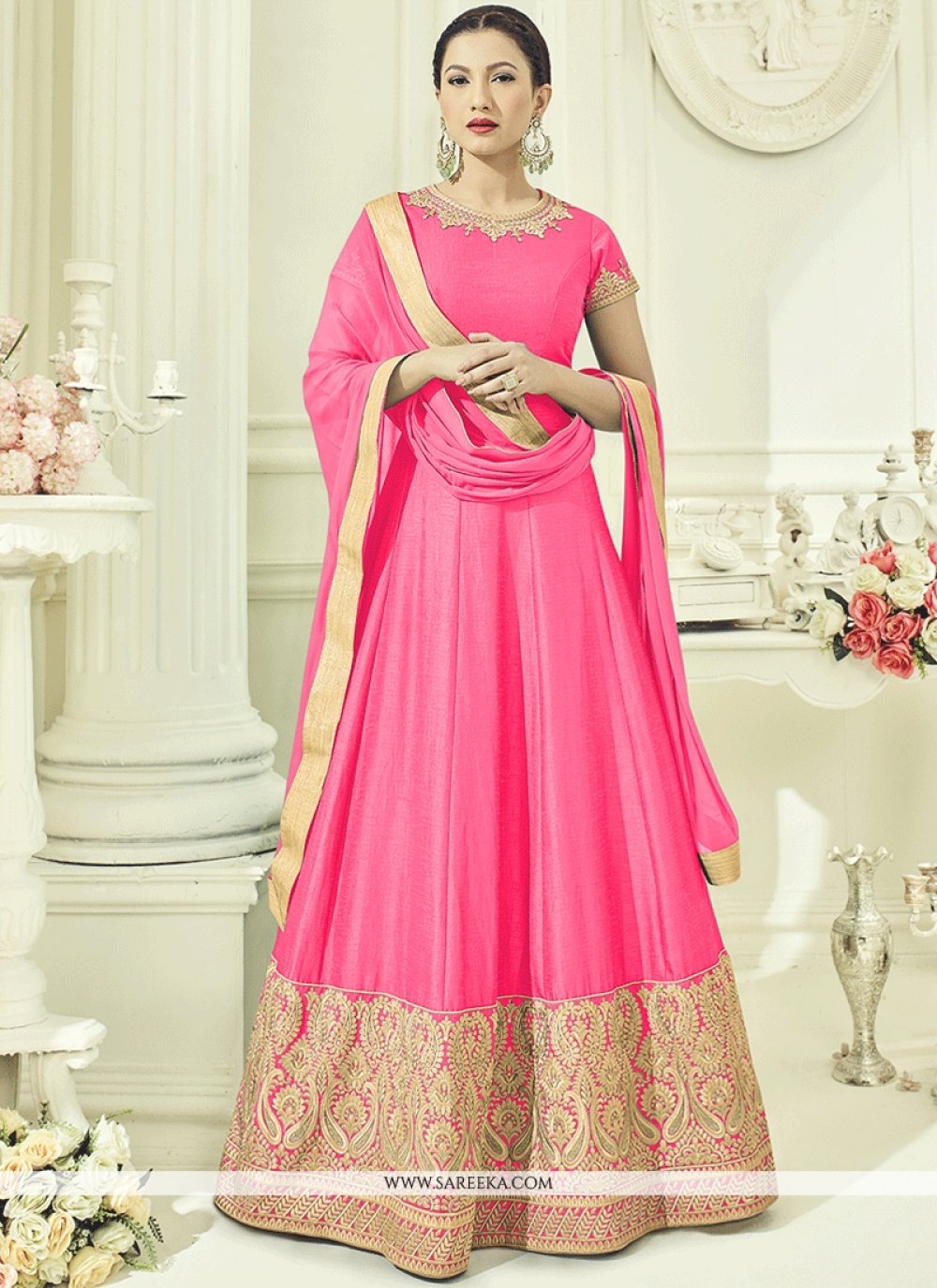gauhar khan punjabi suit