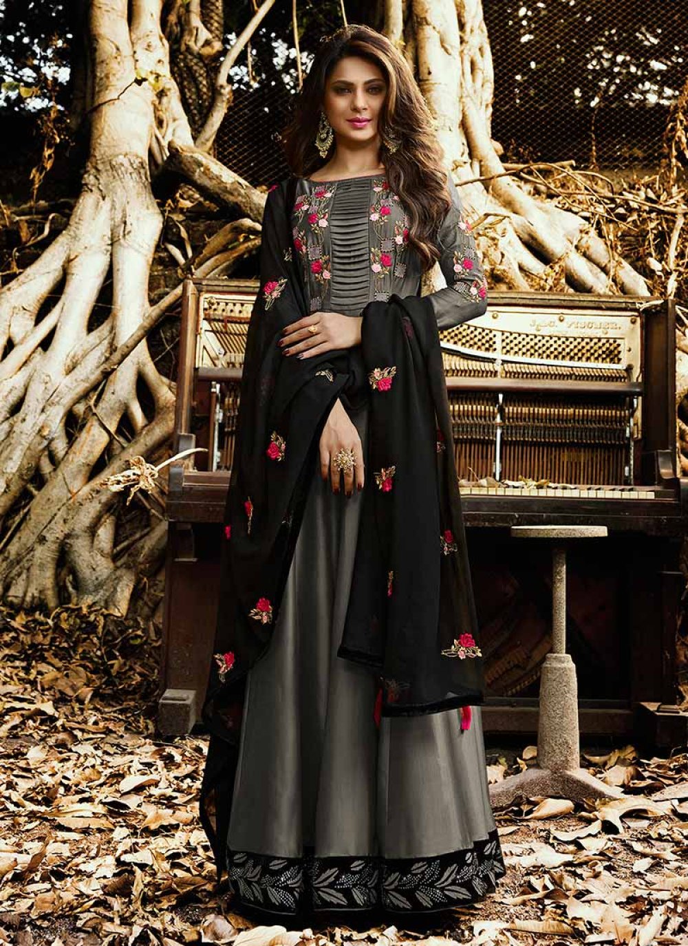 Jennifer Winget Art Silk Floor Length Anarkali Suit buy online New Arrivals