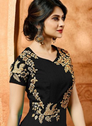  Jennifer Winget Resham Work Floor Length Anarkali Suit