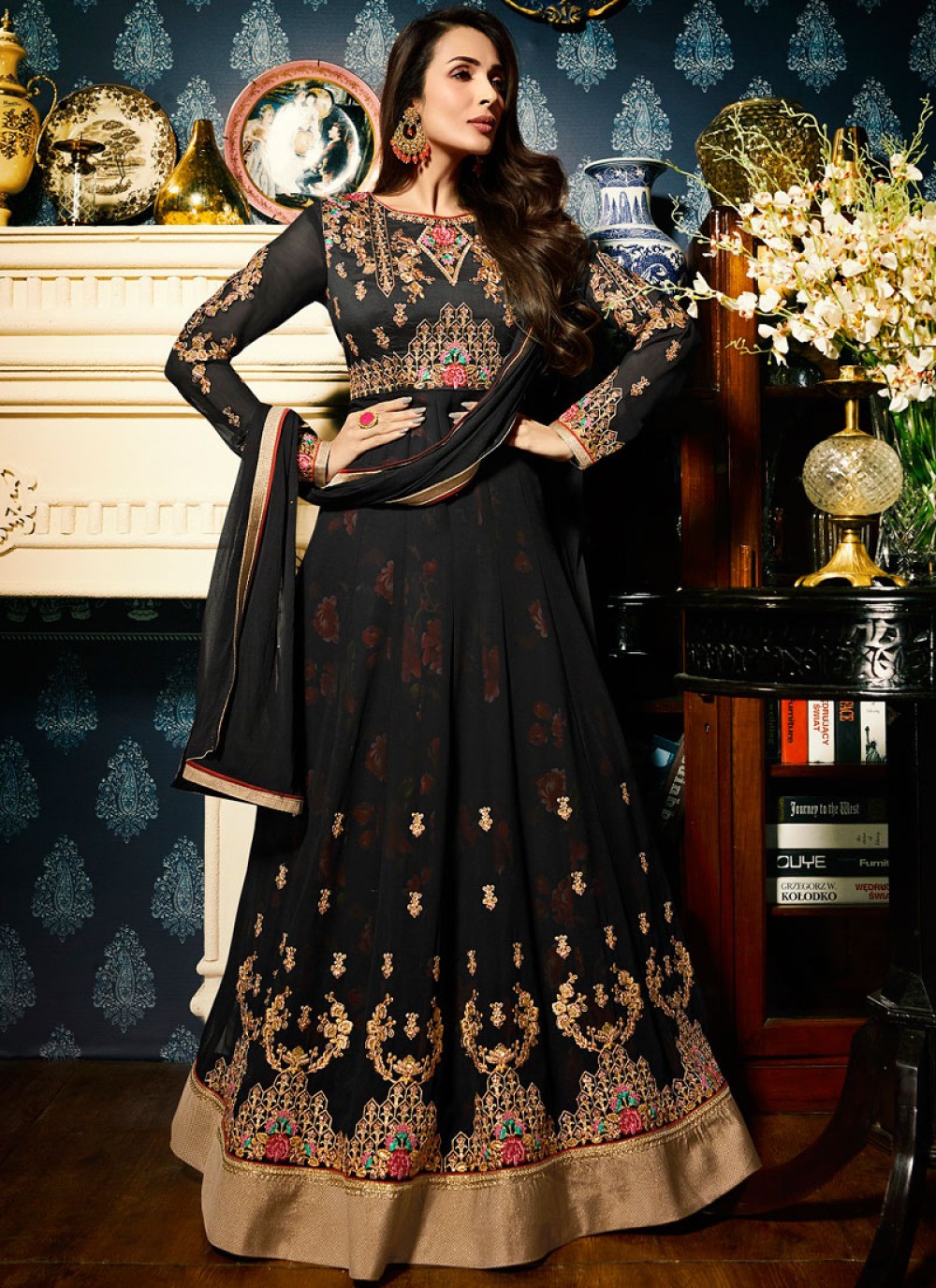 Shop Online Malaika Arora Khan Lace Work Black Floor Length Anarkali ...