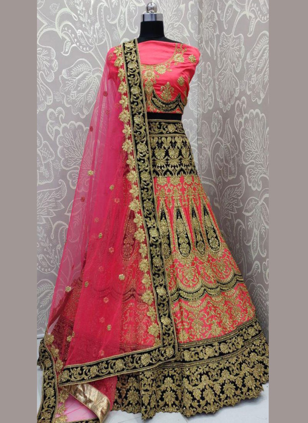mehendi lehenga online