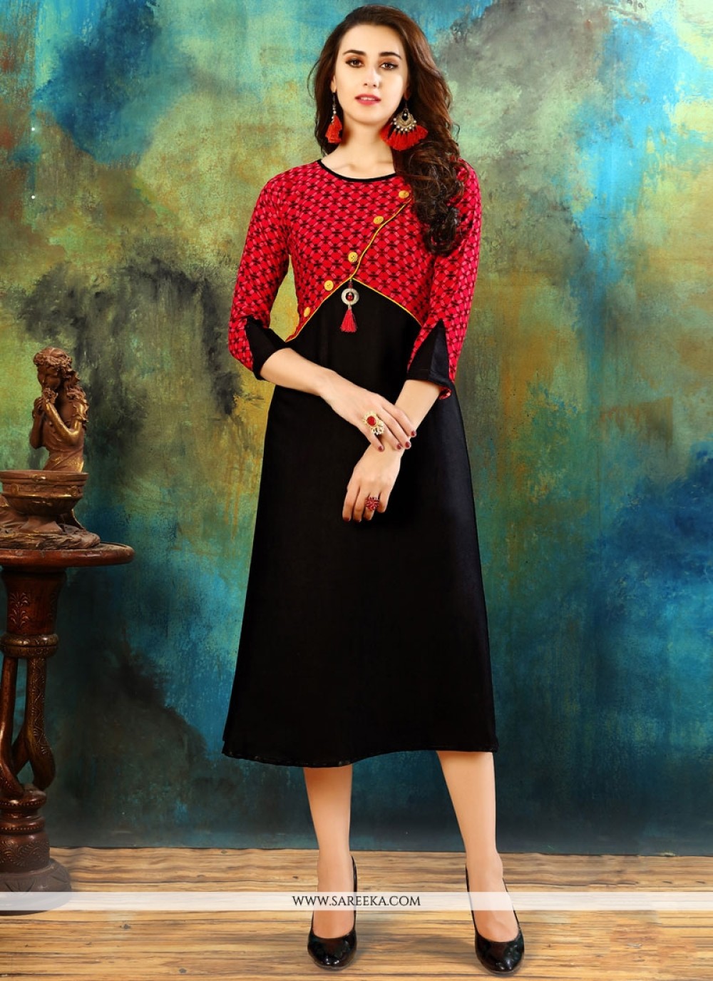 Printed Work Cotton   Casual Kurti in Black and Red