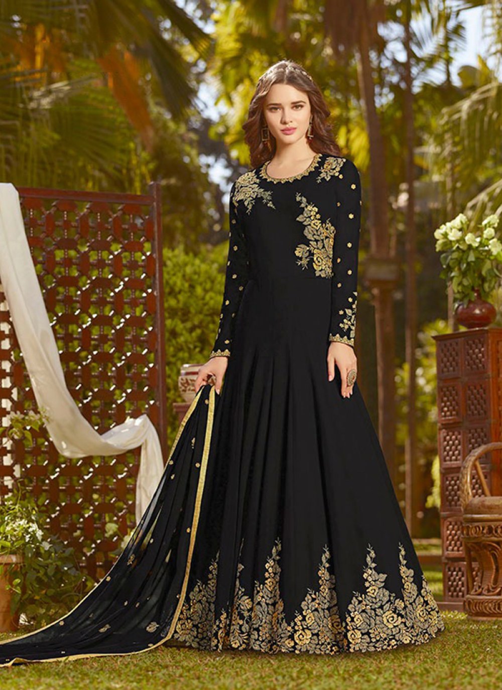 Pretty black dress gorgeous and discount good looking after wear the designer georgette salwar suit