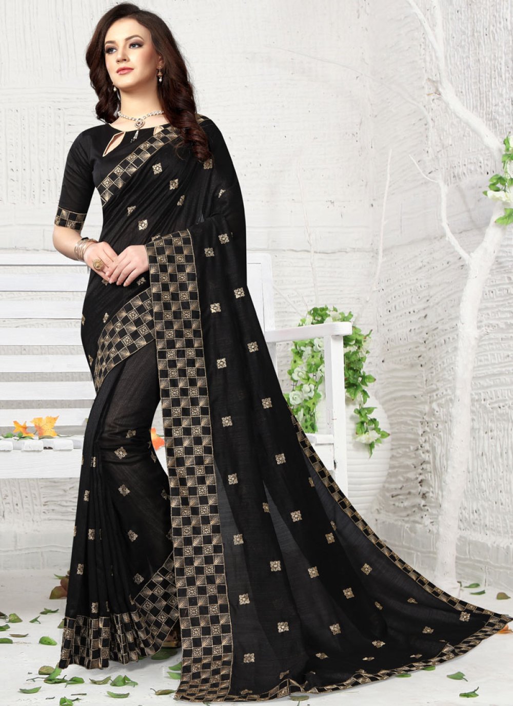 Shop Black Patch Border Traditional Saree Online : 106413