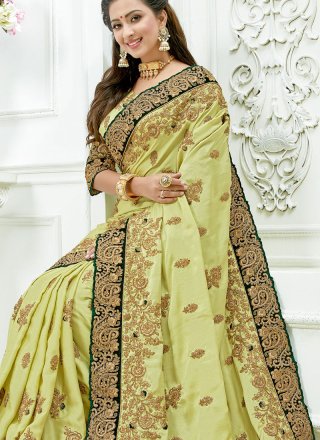 Crepe Silk Resham Traditional Designer Saree in Green