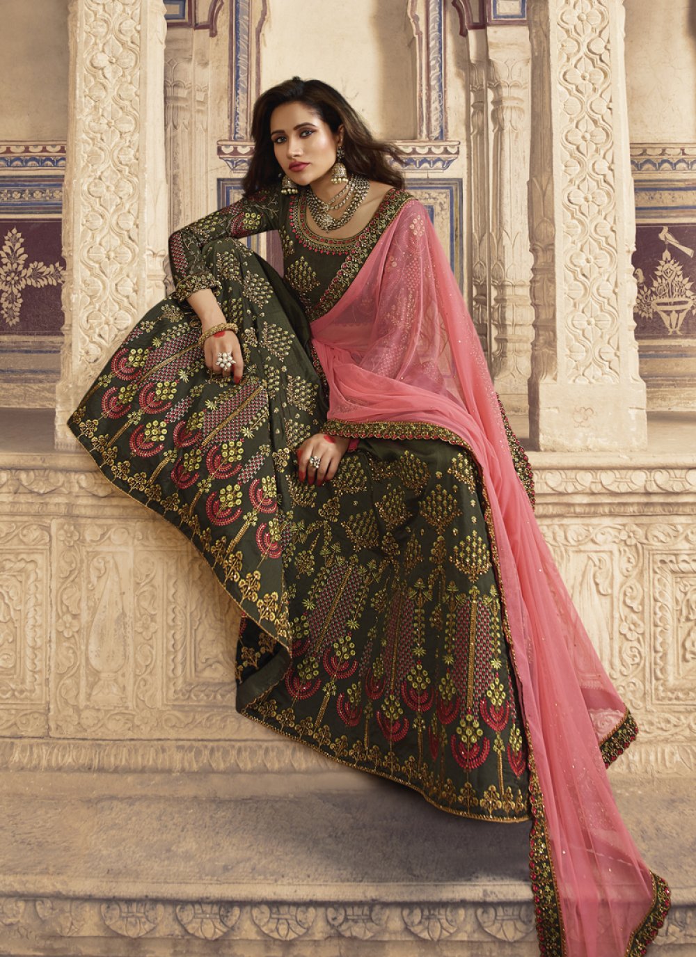 lehenga design for mehndi function