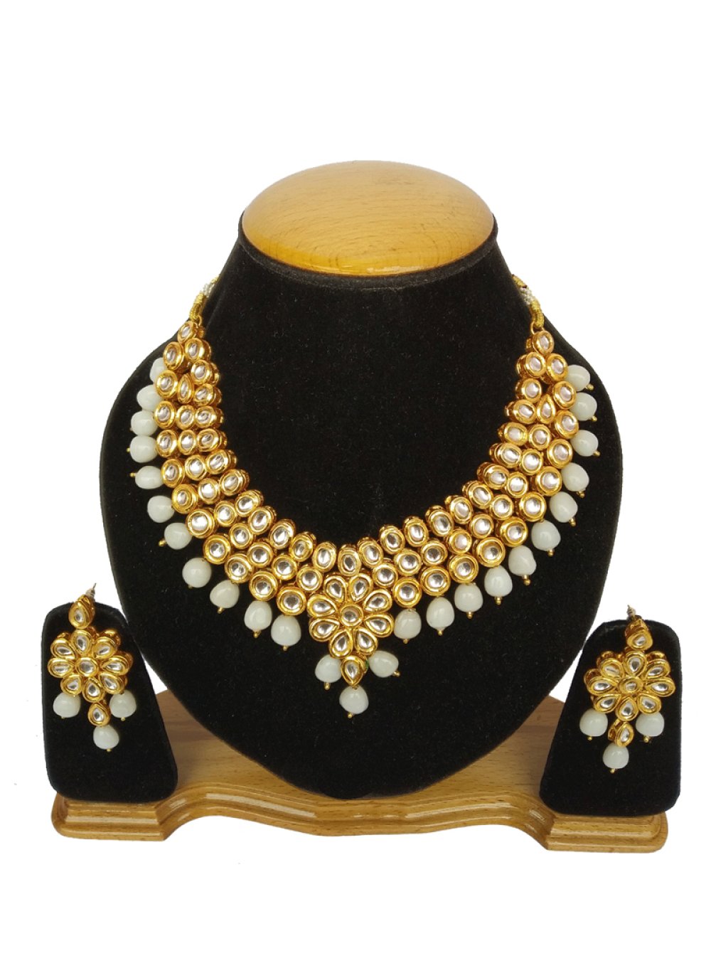 Buy Online Gold Bridal Necklace Set 107547