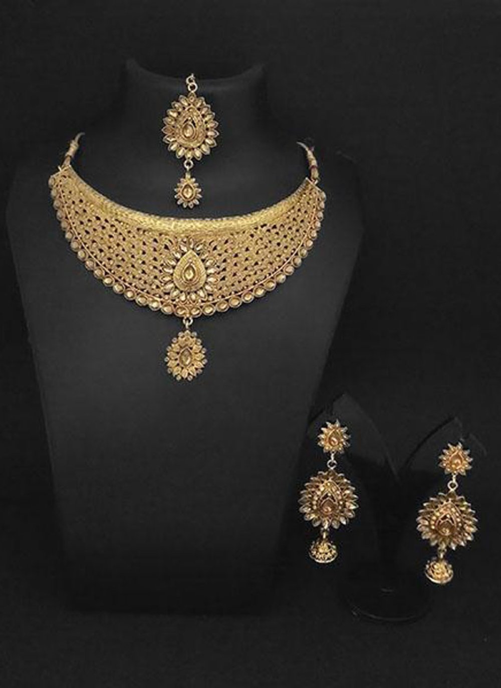 Shop Online Gold Kundan Bridal Necklace Set : 106527