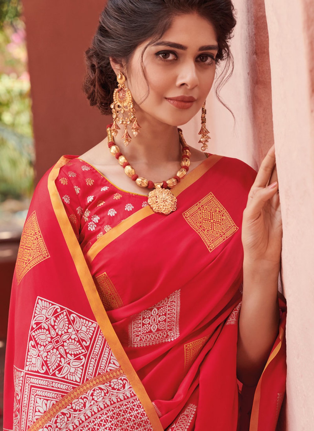 Buy Red Zari Banarasi Silk Designer Saree Online -