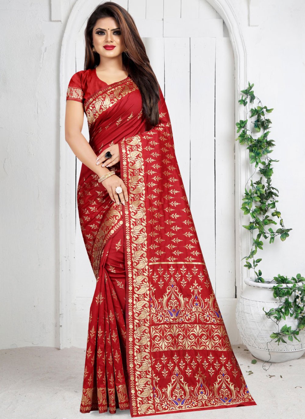 Shop Weaving Art Silk Silk Saree Online : 130735