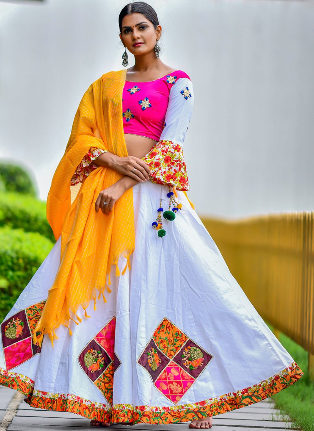 Utsav Raas Lifestyle Pvt Ltd. - Bridal Wear Meerut | Prices & Reviews