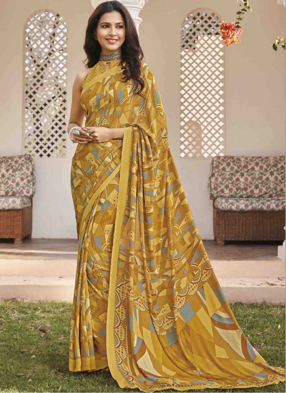 Crepe silk Saree with blouse in Green color-pokeht.vn