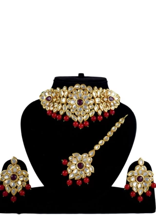 Gold Stone Work Party Necklace Set
