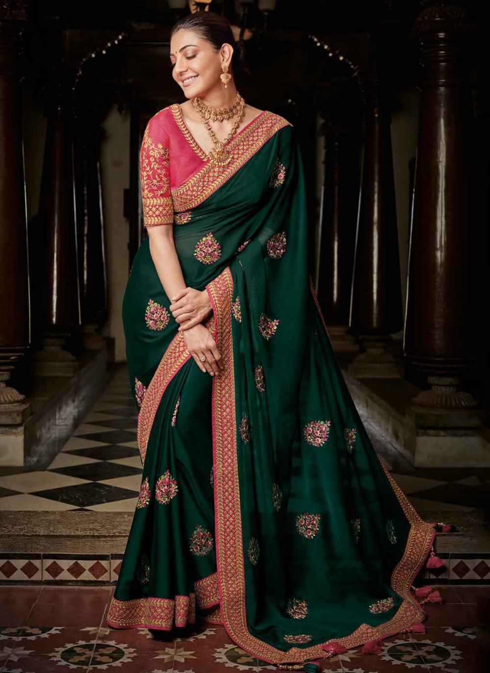 Buy Green Sarees for Women by Saree mall Online | Ajio.com