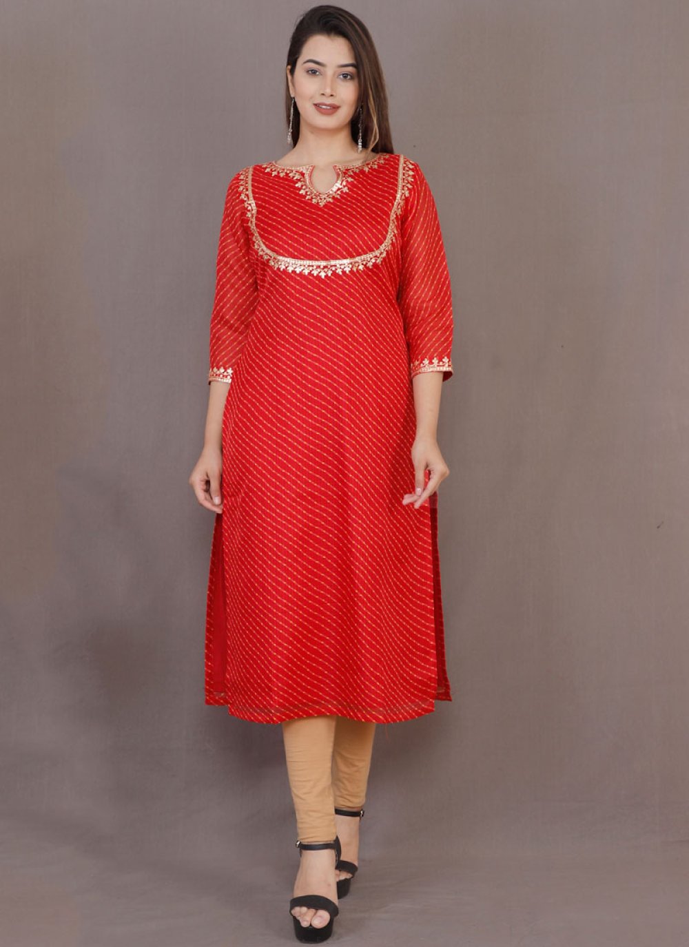 Aggregate more than 148 kurti patterns with lace super hot