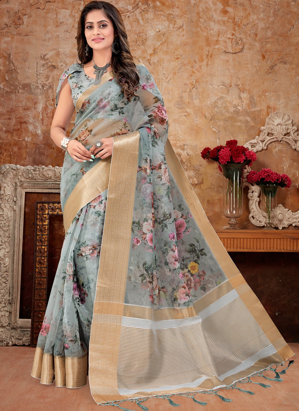 Designer Organza Saree With Readymade Blouse at Rs.1099/Piece in surat  offer by K3 Creation