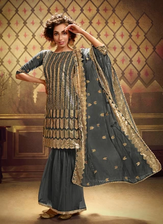 Yankita Kapoor) Purple Sharara Suit Design For Wedding