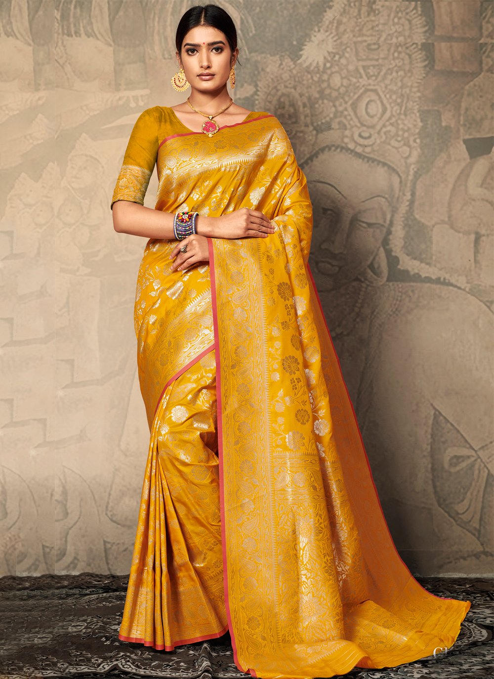 Traditional Saree For Party buy online -