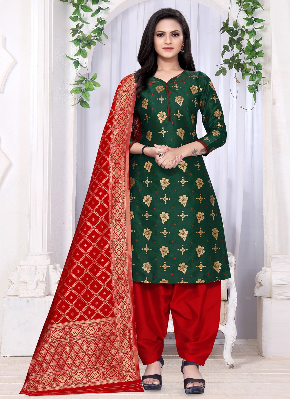 Buy Online Banarasi Silk Green Punjabi Suit : 177572 -