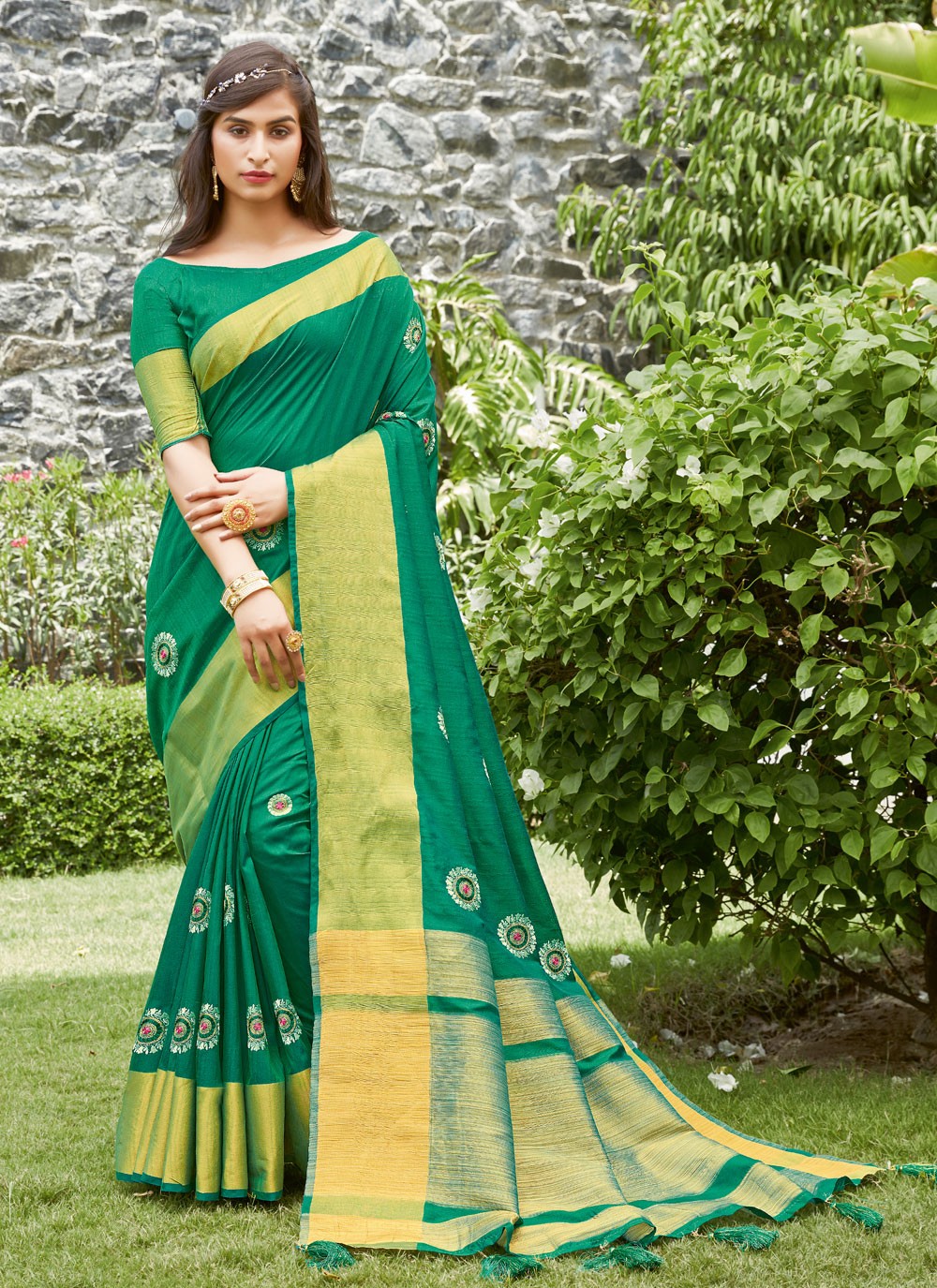 Shop Embroidered Rama Traditional Saree Online : 185026