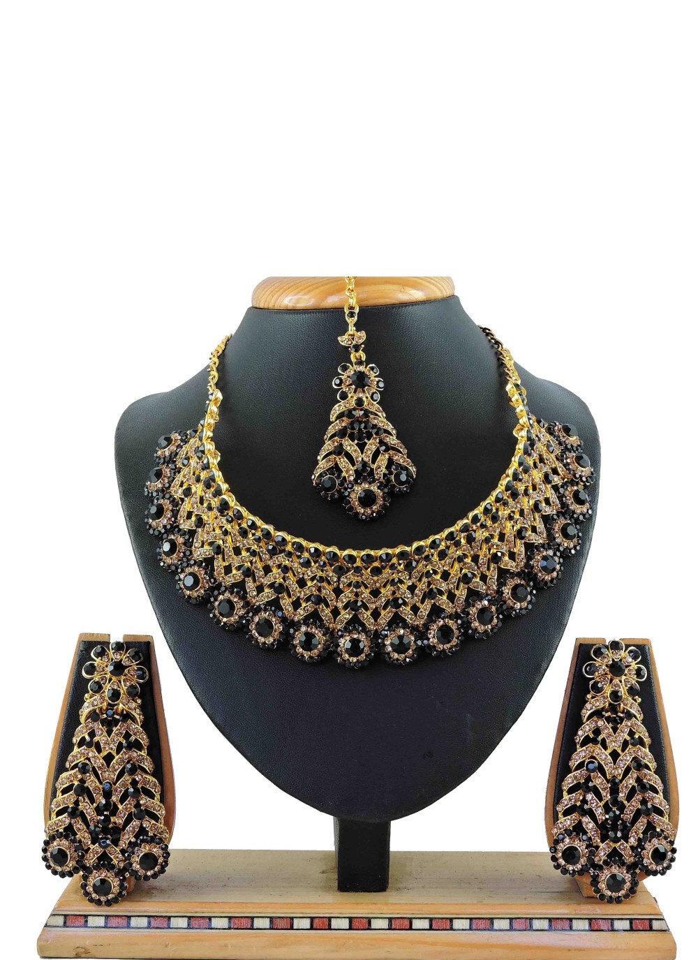 Buy Gold Mehndi Necklace Set Online - Jewelry