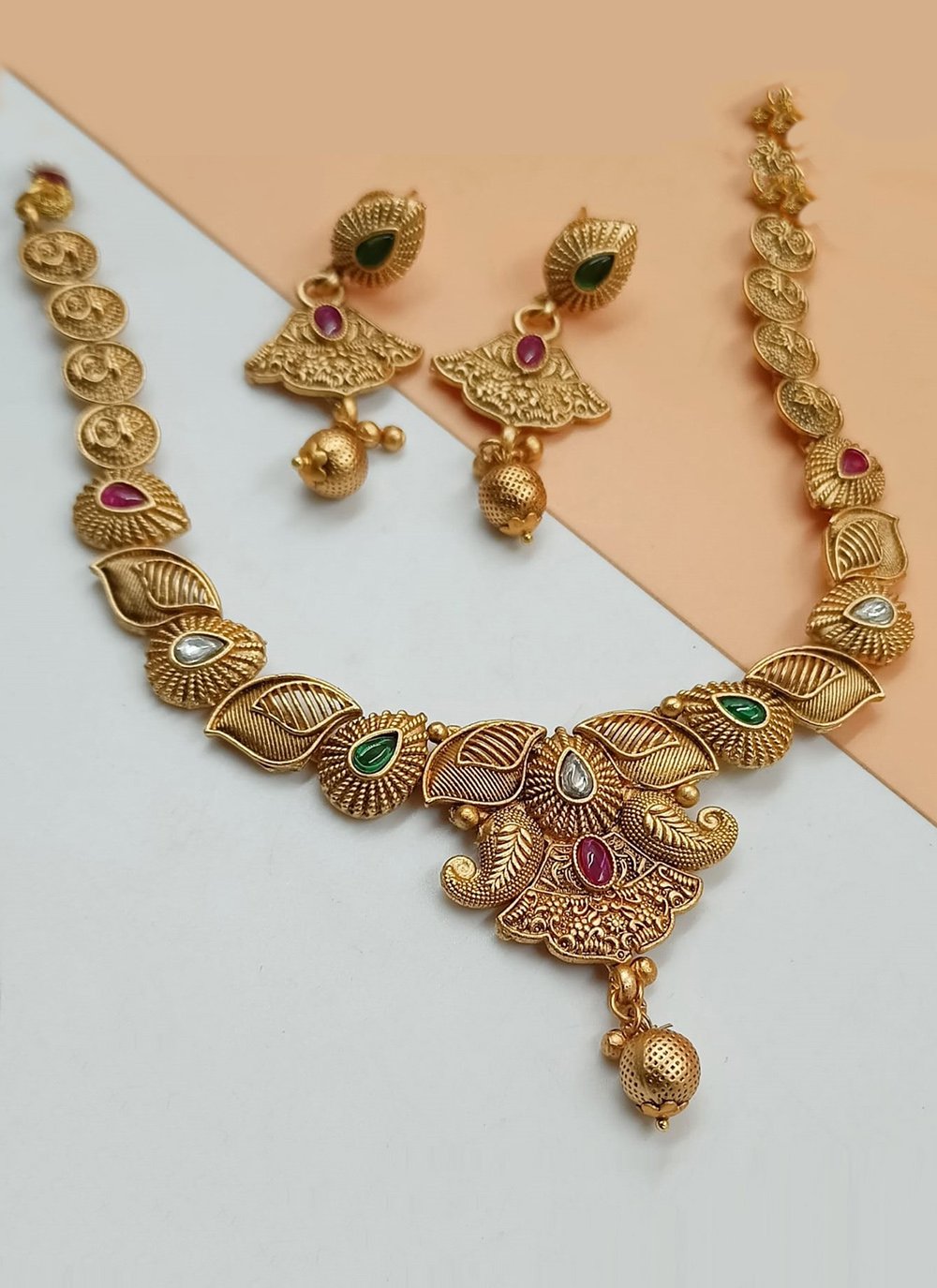 Stylish Design Elegant Mehandi Necklace Set With Dangling - Sonal Fashion  Jewellery