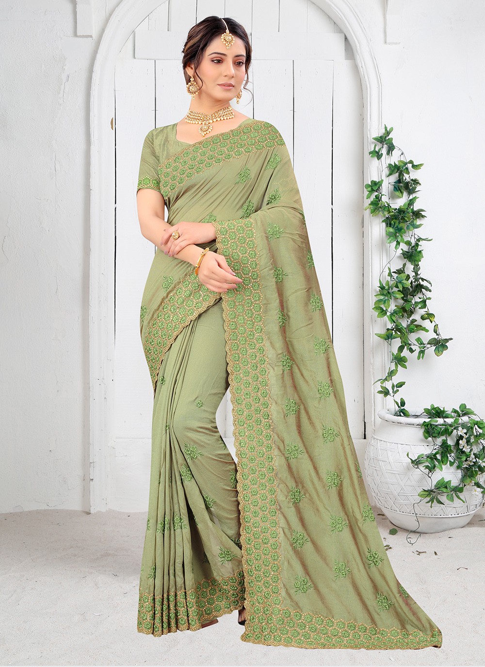 Green Vichitra Silk Mehndi Silk Saree ...