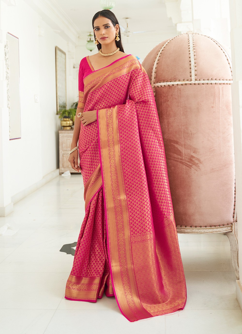 Handloom silk Weaving Pink Traditional Designer Saree