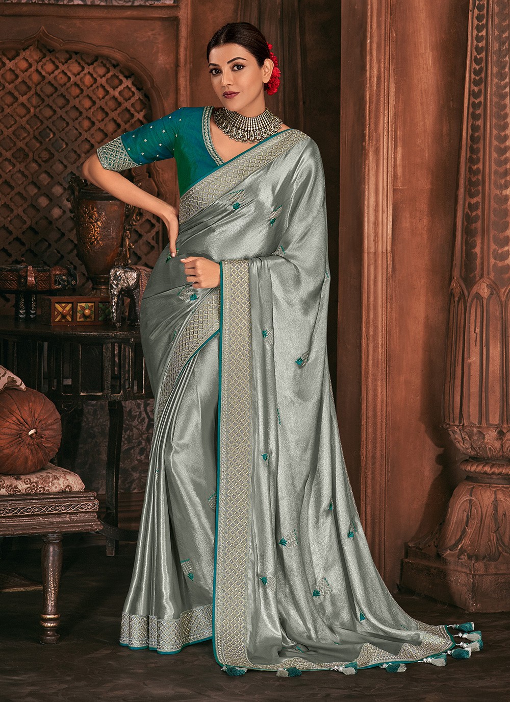 kajal aggarwal embroidered grey traditional designer saree 206158