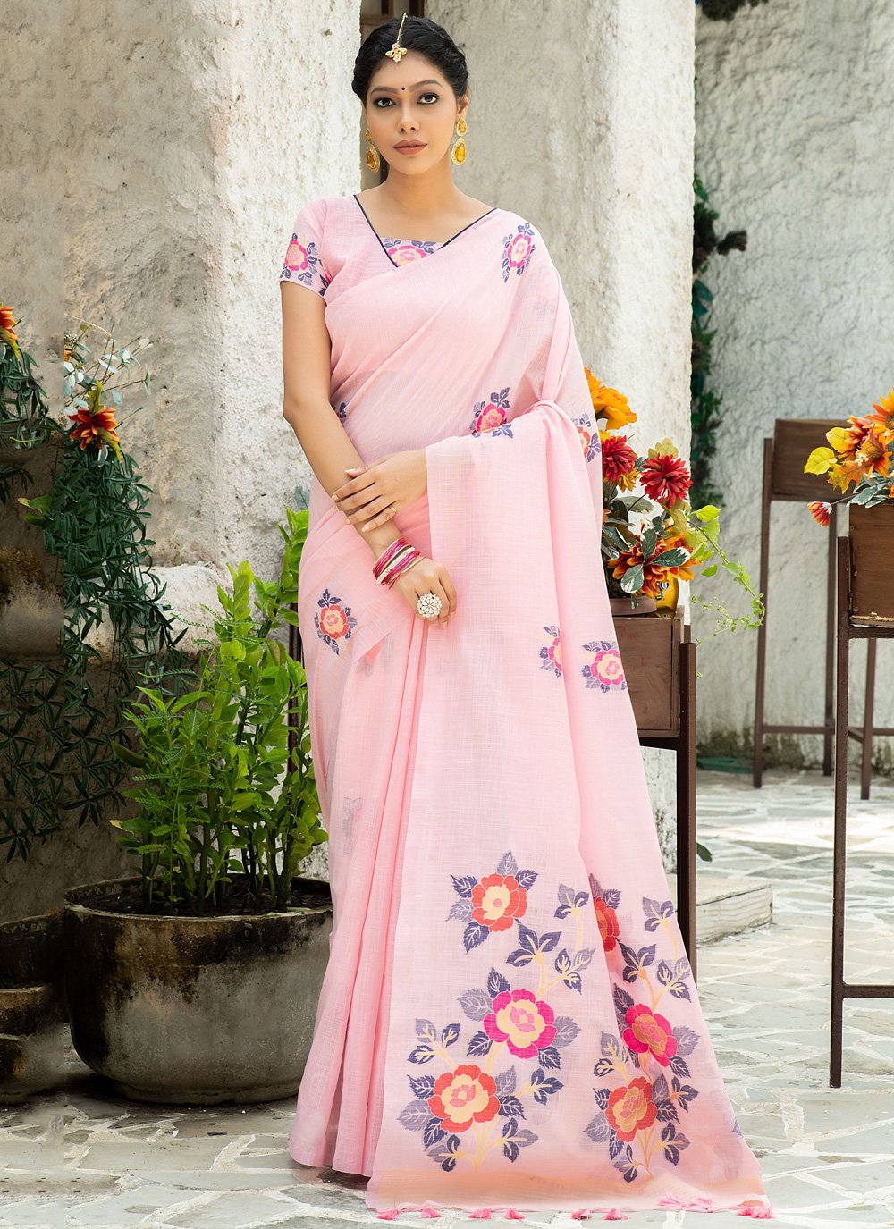 Linen Pink Print Printed Saree