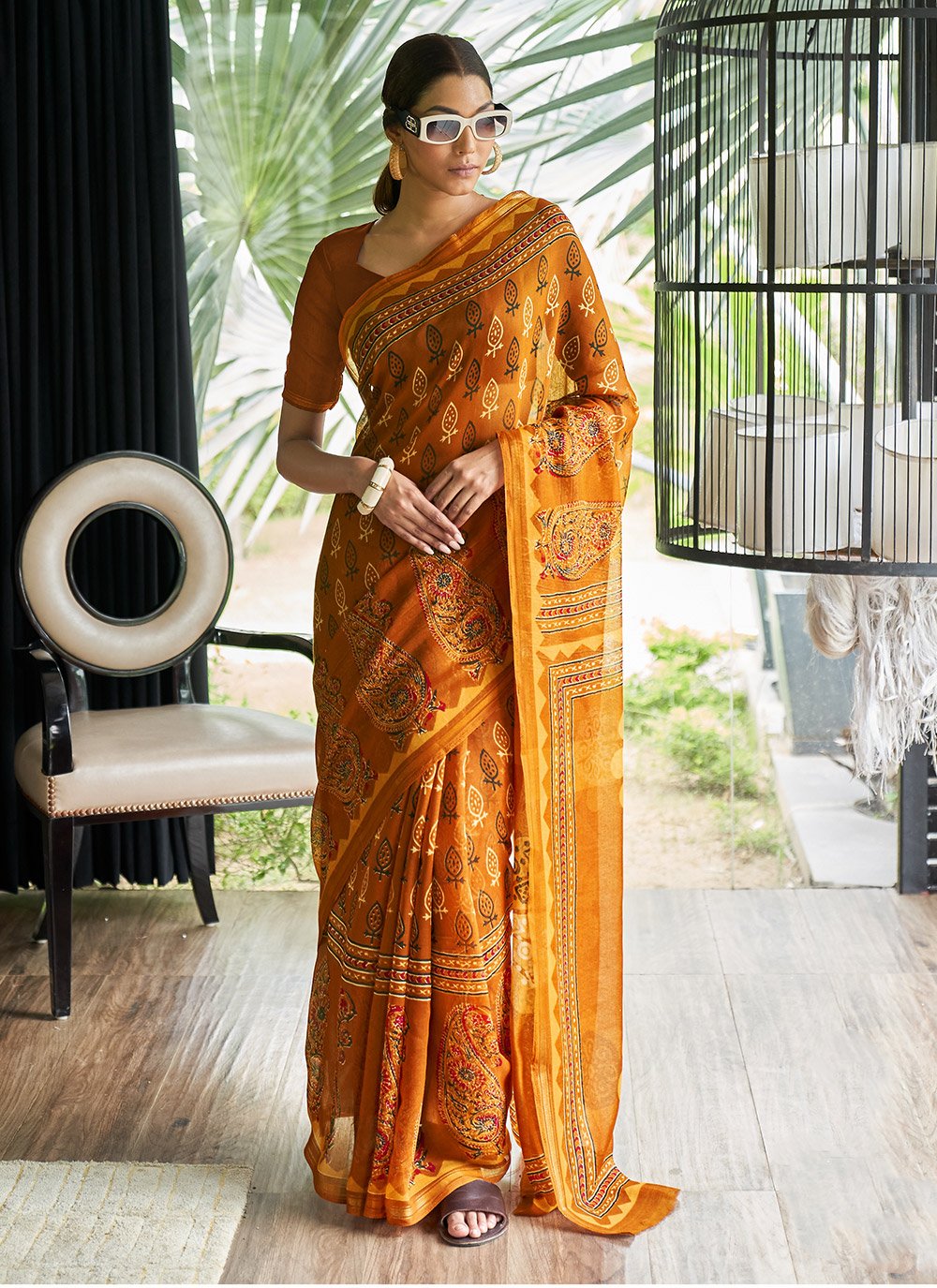 linen party wear sarees online