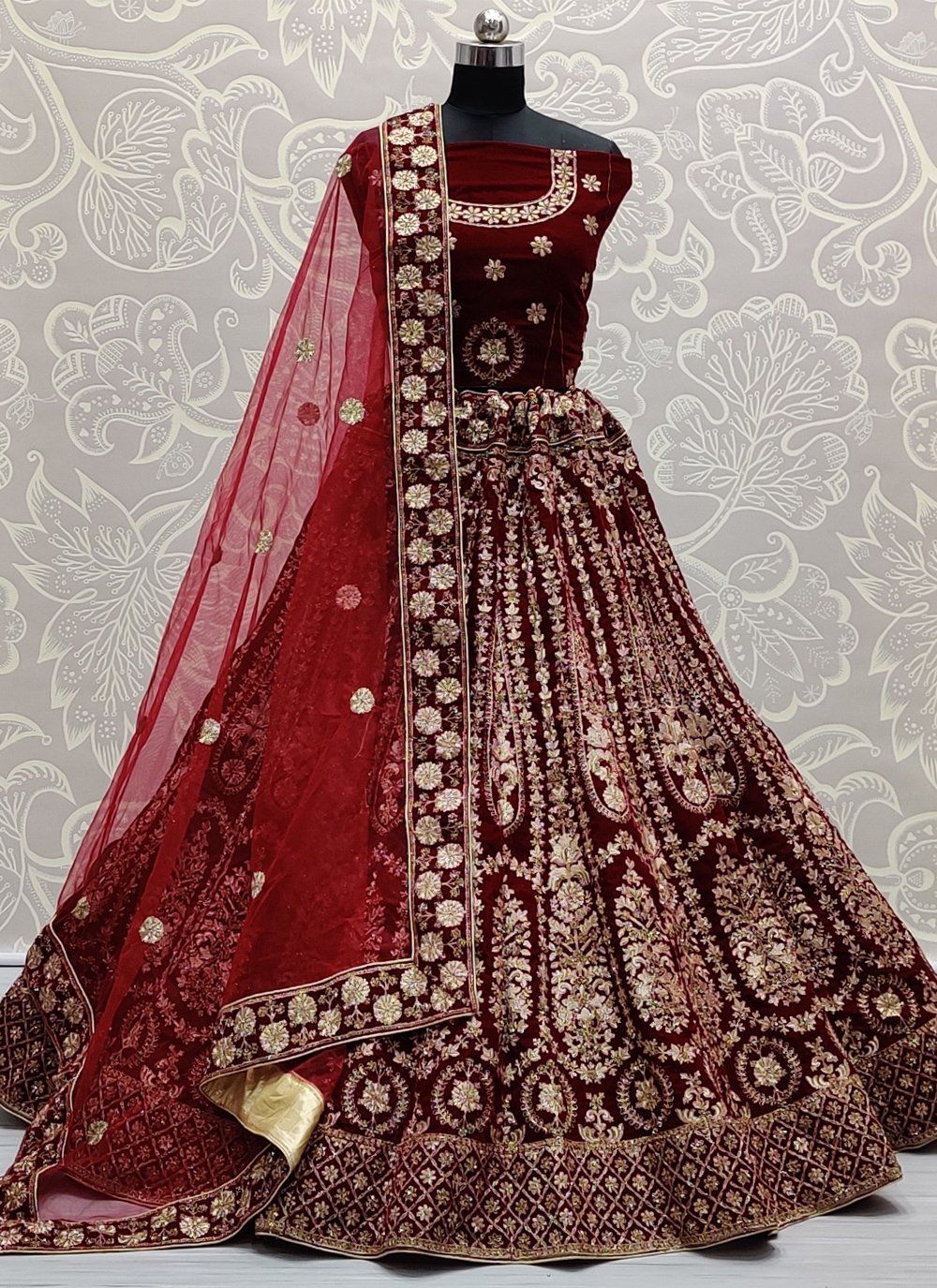 lehenga maroon colour ka