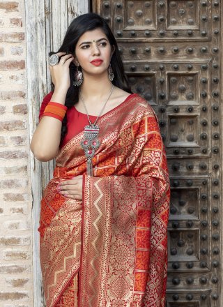 Red Banarasi Silk Weaving Silk Saree