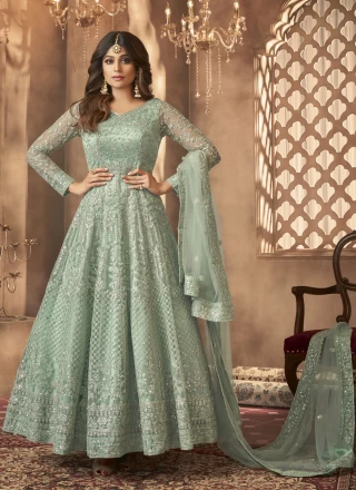 Buy the latest Indian Suits and Pakistani Salwar Kameez Online