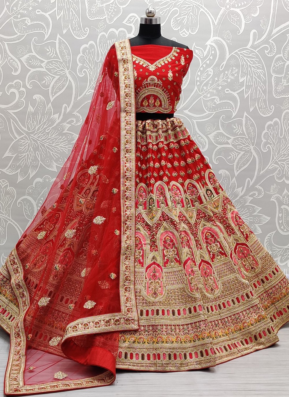 Rose Pink Lovely Net Lehenga Choli | Indian bridal outfits, Lehenga designs  simple, Party wear indian dresses
