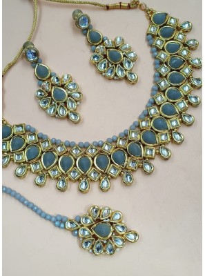 Stone Work Gold and Grey Necklace Set