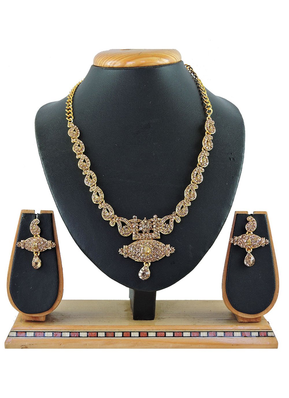 Stone Work Gold Necklace Set