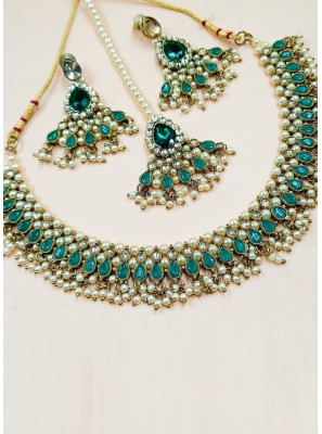 Stone Work Necklace Set in Gold and Turquoise