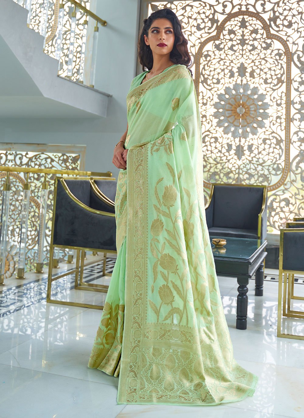 Weaving Green Fancy Fabric Traditional Saree