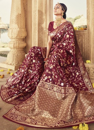 Weaving Magenta Banarasi Silk Designer Traditional Saree