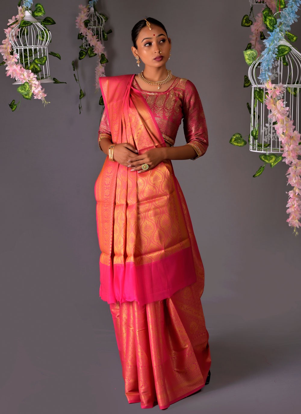 Buy Online Gharchola Saree, Gujarati Bride ,bridal outfit | Rajwadi.com