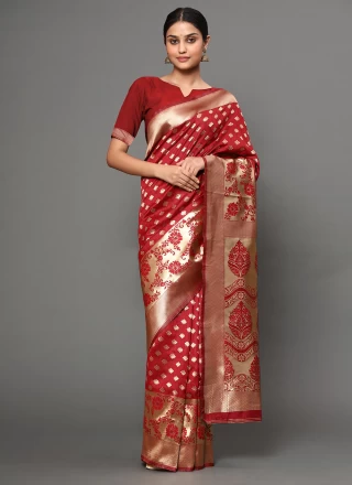 Weaving Red Traditional Saree
